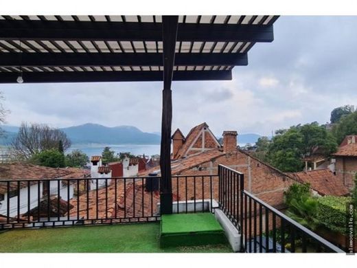 Luksusowy dom w Valle de Bravo, Estado de México