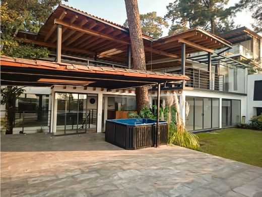 Luxury home in Valle de Bravo, Estado de México