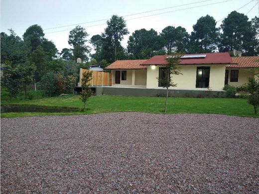 Luxury home in Valle de Bravo, Estado de México