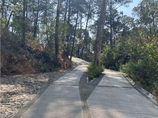 Grundstück in Valle de Bravo, México (Bundesstaat)