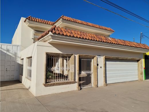 Luxe woning in Navojoa, Sonora