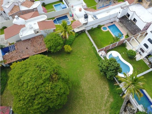 地皮  Temixco, 莫雷洛斯州