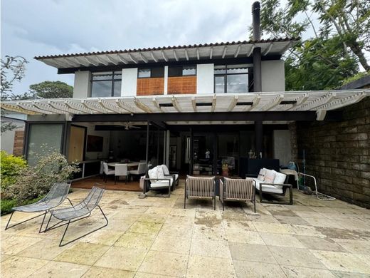 Luxury home in Valle de Bravo, Estado de México