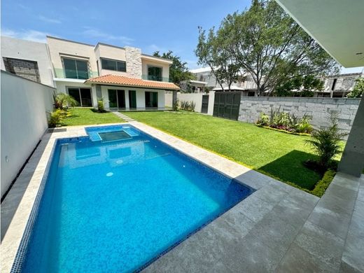 Casa de lujo en Xochitepec, Estado de Morelos