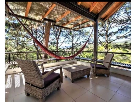 Complexes résidentiels à Valle de Bravo, Estado de México