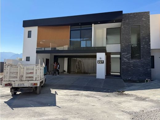 Luksusowy dom w Santiago, Nuevo León