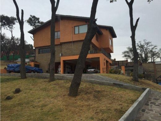 Luxury home in Ciudad López Mateos, Atizapán de Zaragoza