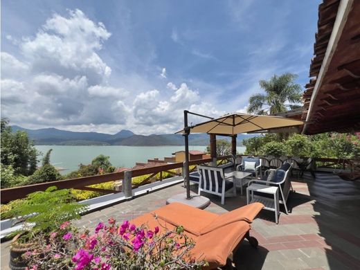 Casa di lusso a Valle de Bravo, Messico (stato federato)