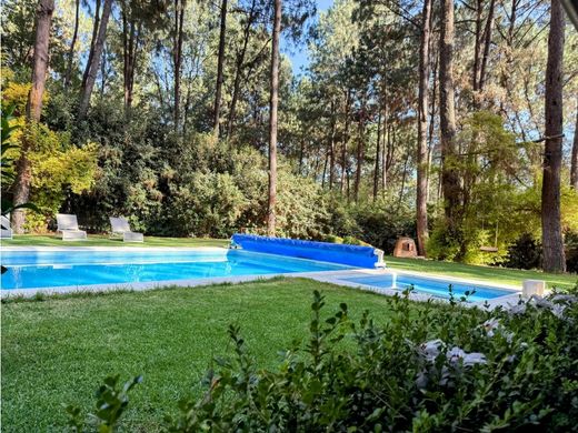 Country House for rent per month in Valle de Bravo