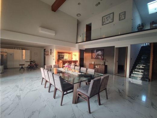 Luxury home for sale in Temixco