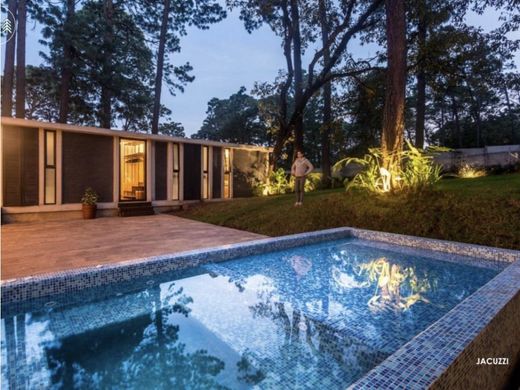 Luksusowy dom w Valle de Bravo, Estado de México