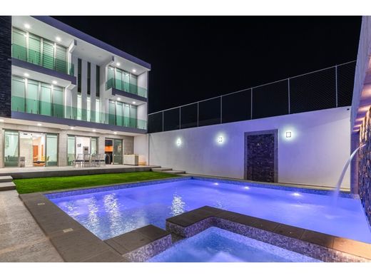 Casa de lujo en Temixco, Estado de Morelos