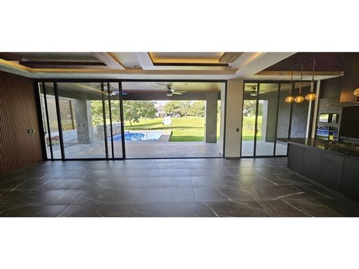 Luxury home in Emiliano Zapata, Morelos