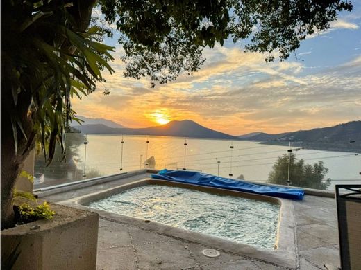 Casa di lusso a Valle de Bravo, Messico (stato federato)