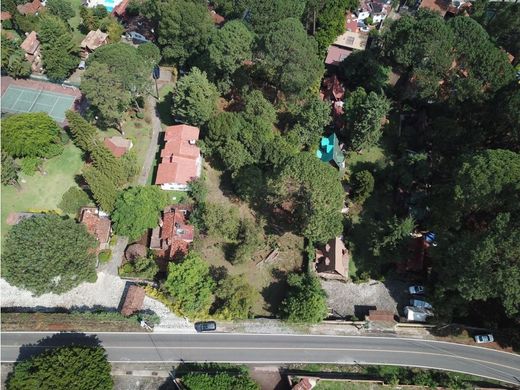 Arsa Valle de Bravo, Estado de México