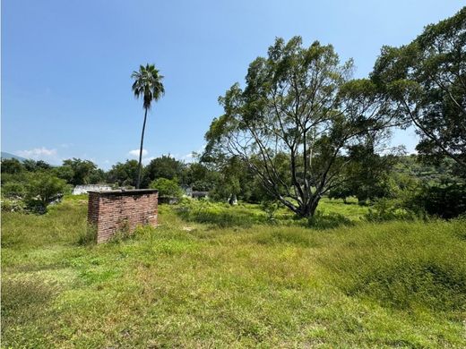 Land in Jojutla, Morelos