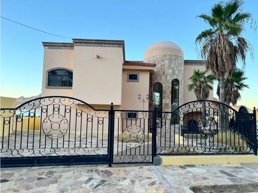 Luxury home in Guaymas, Sonora