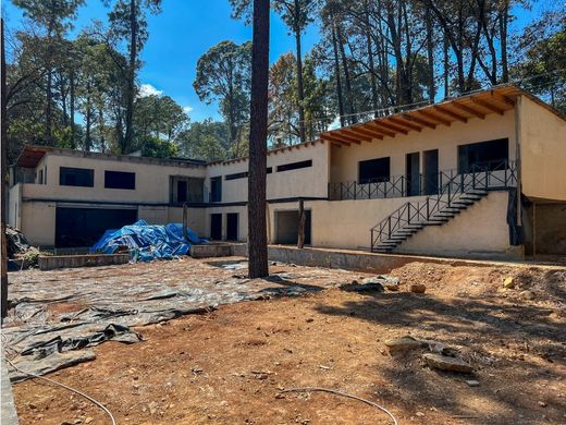 Luxury home in Valle de Bravo, Estado de México