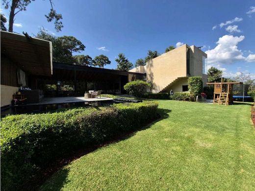 Kamienica w Valle de Bravo, Estado de México