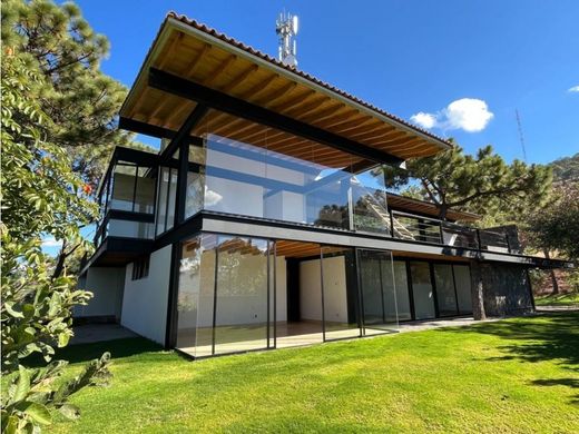 Complesso residenziale a Valle de Bravo, Messico (stato federato)