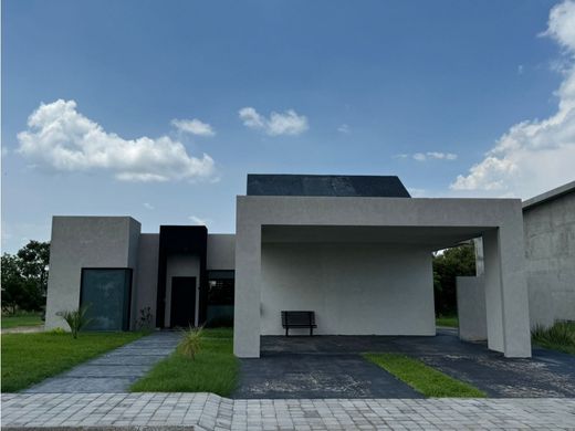 Luxury home in Altamira, Tamaulipas