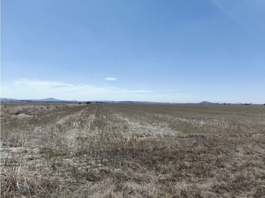 Terreno - Zapotlán de Juárez, Hidalgo