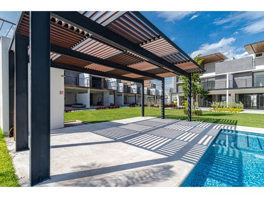 Residential complexes for sale in Xochitepec