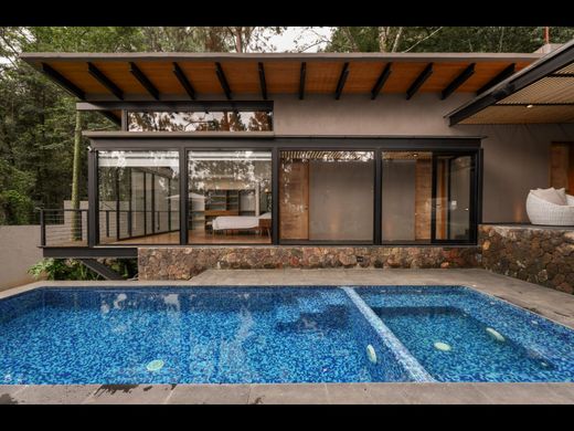 Luxury home in Valle de Bravo, Estado de México