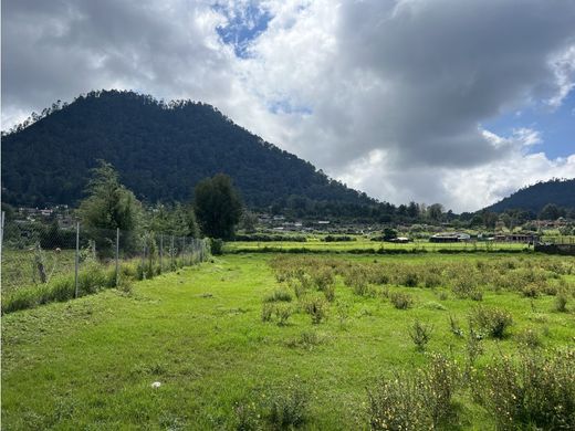 Участок, Валье-де-Браво, Valle de Bravo