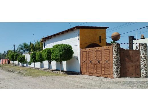 Tlajomulco de Zúñiga, Estado de Jaliscoのカントリー風またはファームハウス