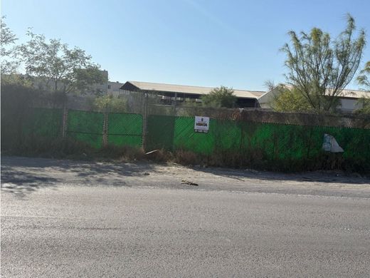 Ciudad Apodaca, Apodacaの土地