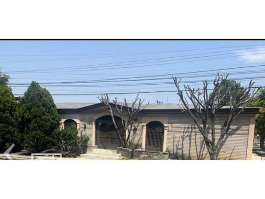 호화 저택 / San Pedro, China