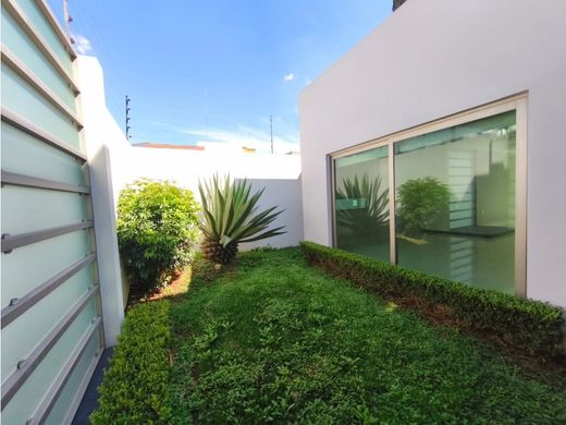 Casa di lusso a Uruapan, Michoacán