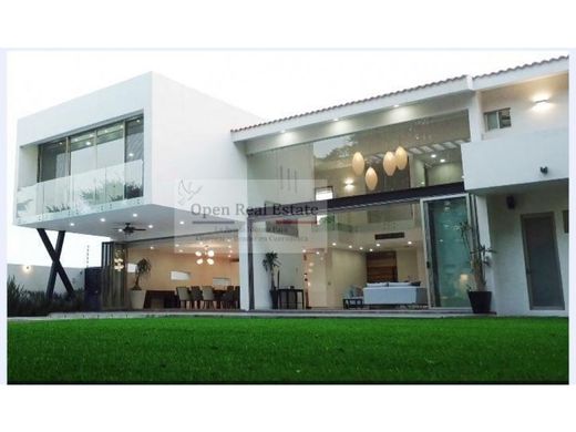 Luxury home in Emiliano Zapata, Morelos