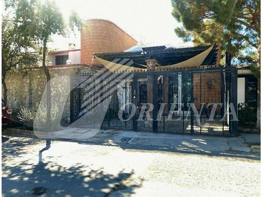 Luxury home in Ciudad Juárez, Juárez