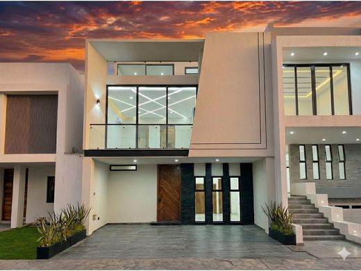 Luksusowy dom w Zapopan, Jalisco