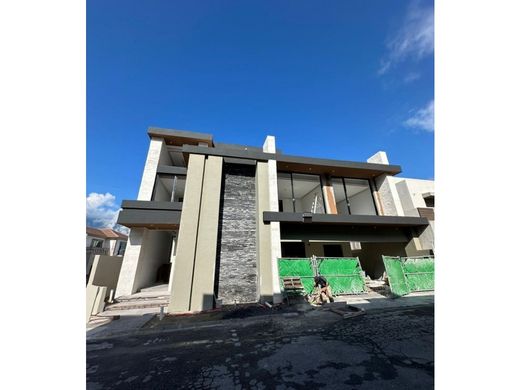 Casa de luxo - Monterrei, Monterrey