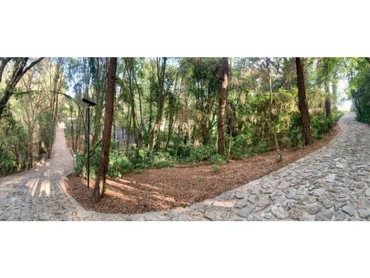 Grond in Valle de Bravo, Mexico (staat)