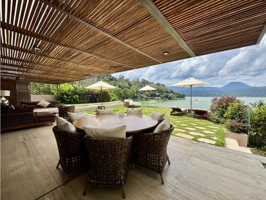 Casa di lusso a Valle de Bravo, Messico (stato federato)