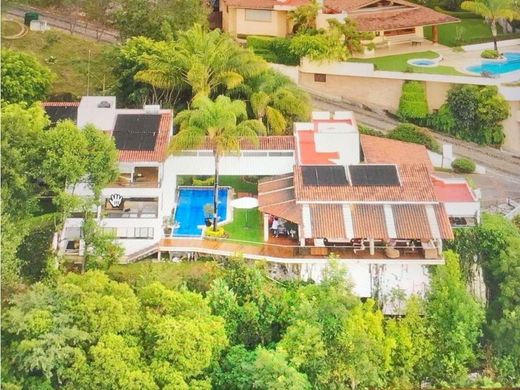 Luxury home in Valle de Bravo, Estado de México