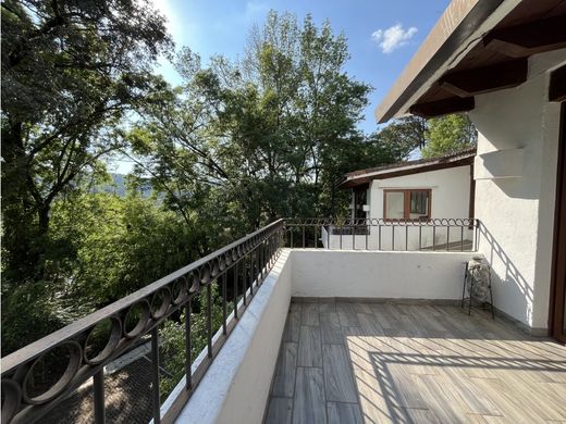 Luxury home in Valle de Bravo, Estado de México