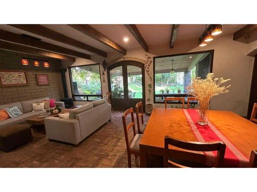 Luxury home in Coronango, Puebla