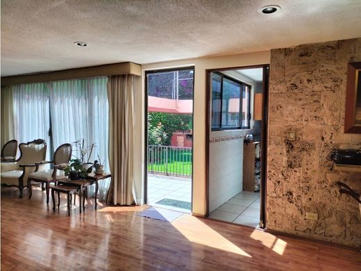 Luxe woning in Naucalpan de Juárez, Mexico (staat)