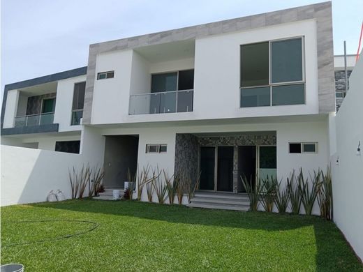 Casa de lujo en Temixco, Estado de Morelos