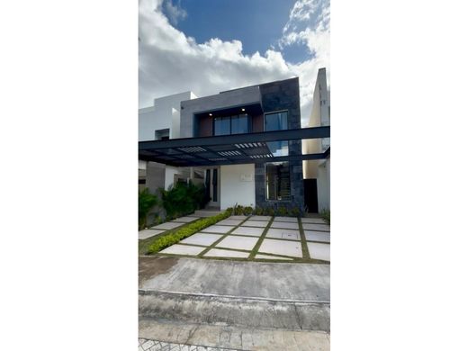 Элитный дом, Канкун, Benito Juárez