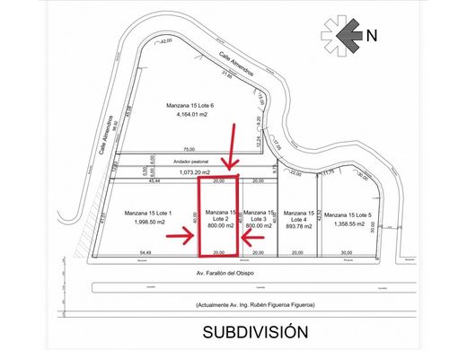 Grond in Acapulco de Juárez, Guerrero