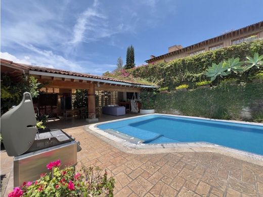 Luxury home in Valle de Bravo, Estado de México