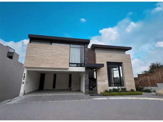 Luxury home in García, Nuevo León