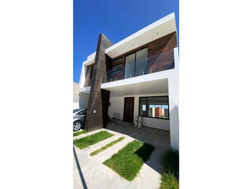 Ciudad López Mateos, Atizapán de Zaragozaの高級住宅