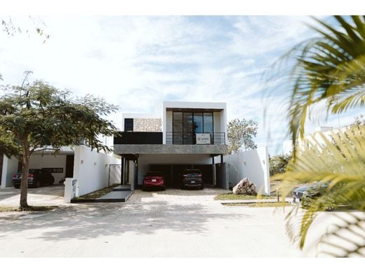 Casa di lusso a Conkal, Yucatán